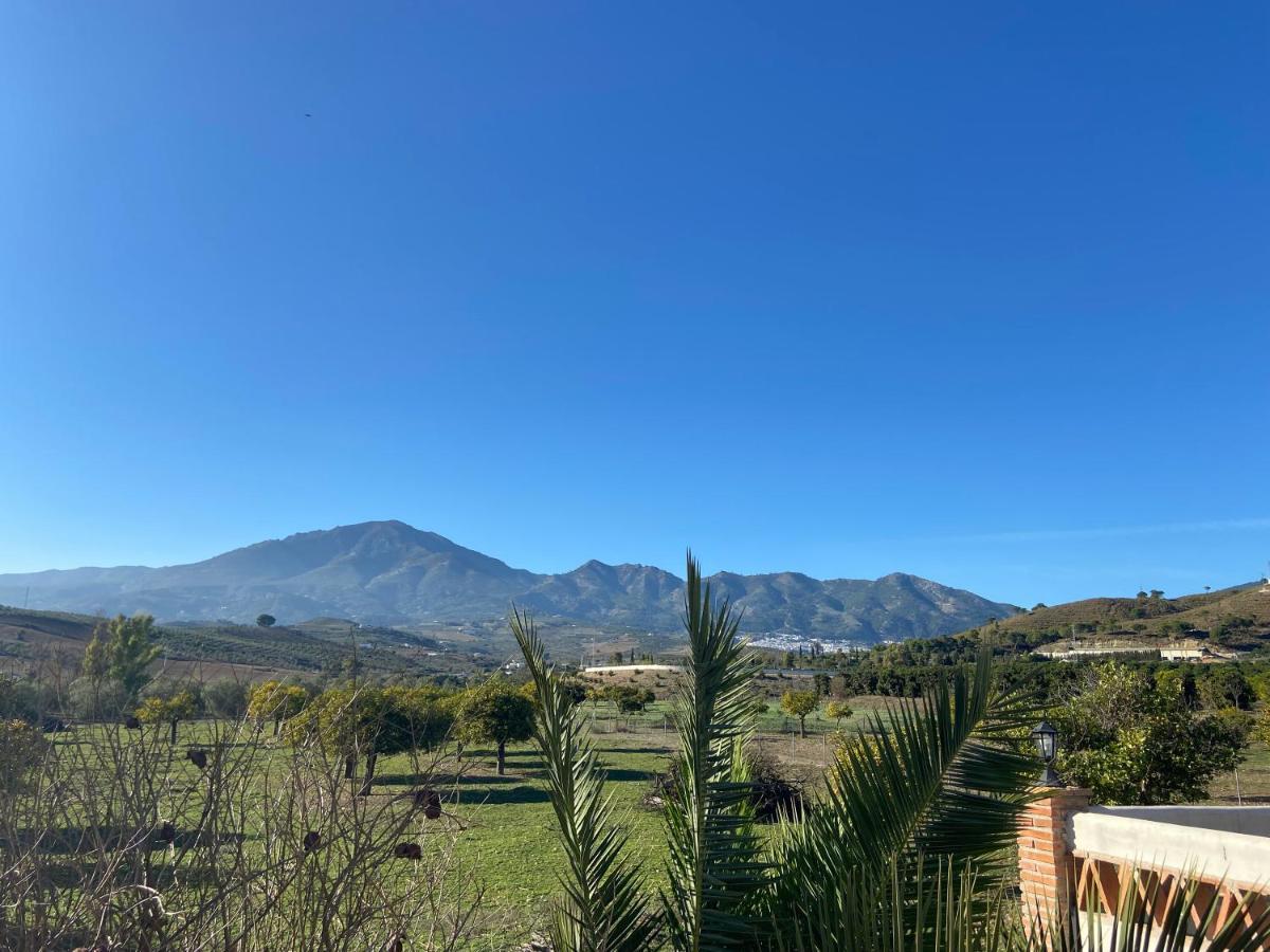 Spacious Villa With Exceptional Views In Malaga Casarabonela Ngoại thất bức ảnh
