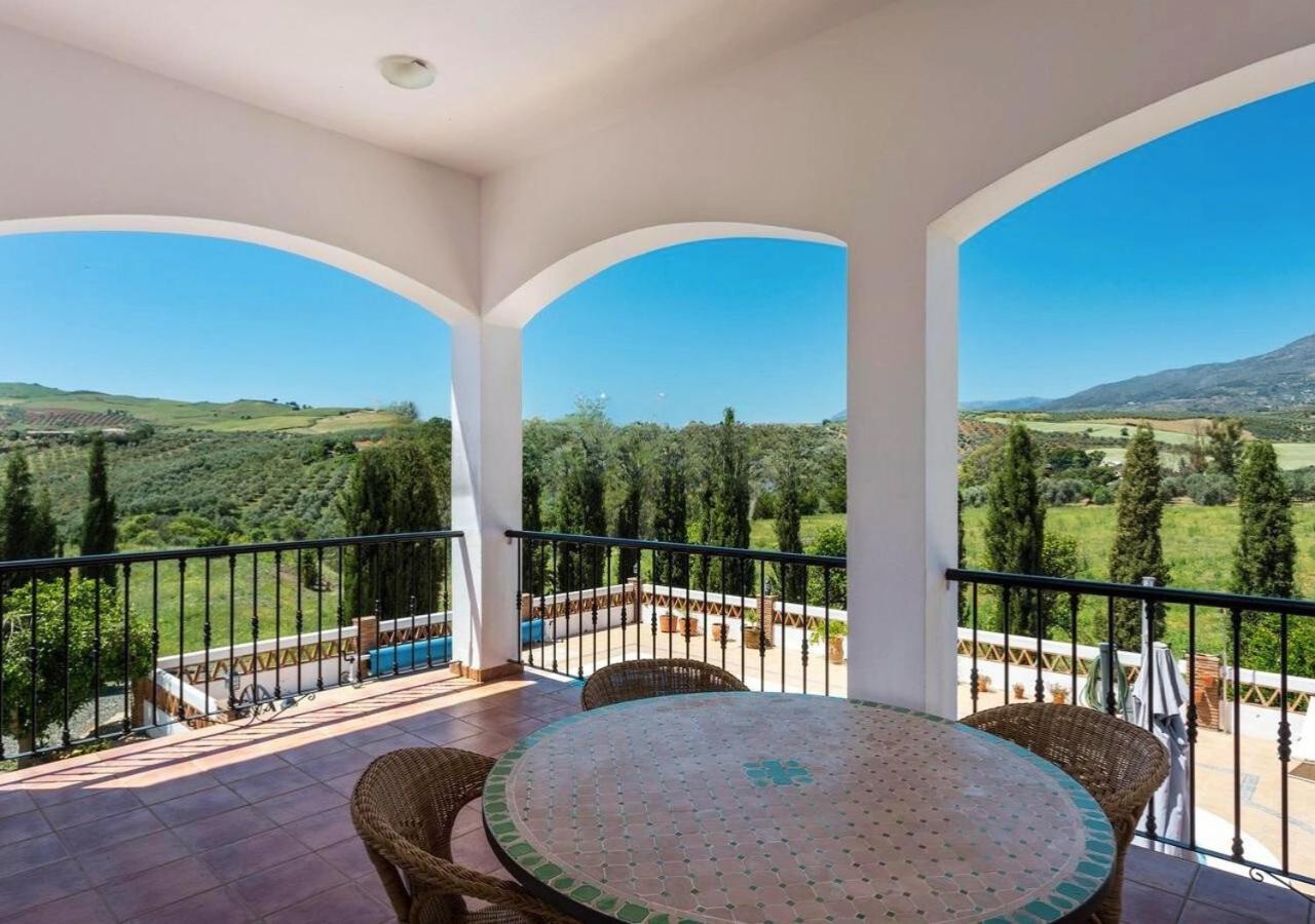 Spacious Villa With Exceptional Views In Malaga Casarabonela Ngoại thất bức ảnh